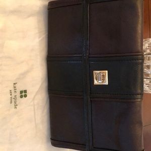 Kate Spade Vintage Women envelope bag. New no tag